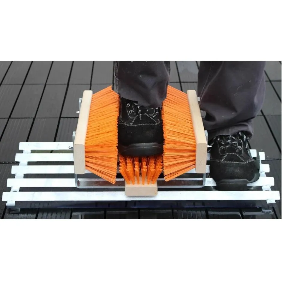 Schuhabstreifer mit Gitterrost & Bürsten – Outdoor, freistehend, Made in Germany