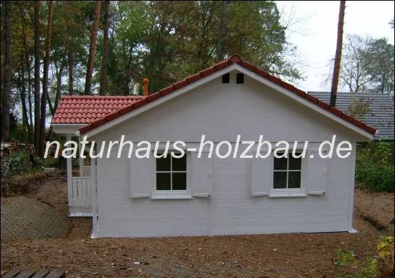 individuelle Fertigung von Blockbohlengaragen in 50mm/70mm nordischer Blockbohle